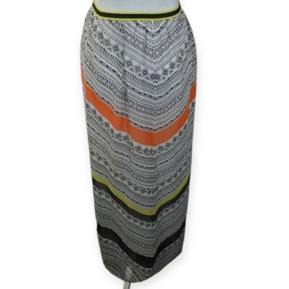 OLD NAVY CHEVERON PRINT YELLOW, WHITE, ORANGE, & BLACK MAXI SKIRT SZ.L EUC. - Picture 4 of 7